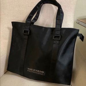 MAKEUP FOREVER Travel Cosmetic Tote